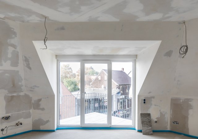 Trockenbau Dachausbau+Dämmung+Dampfsperre
